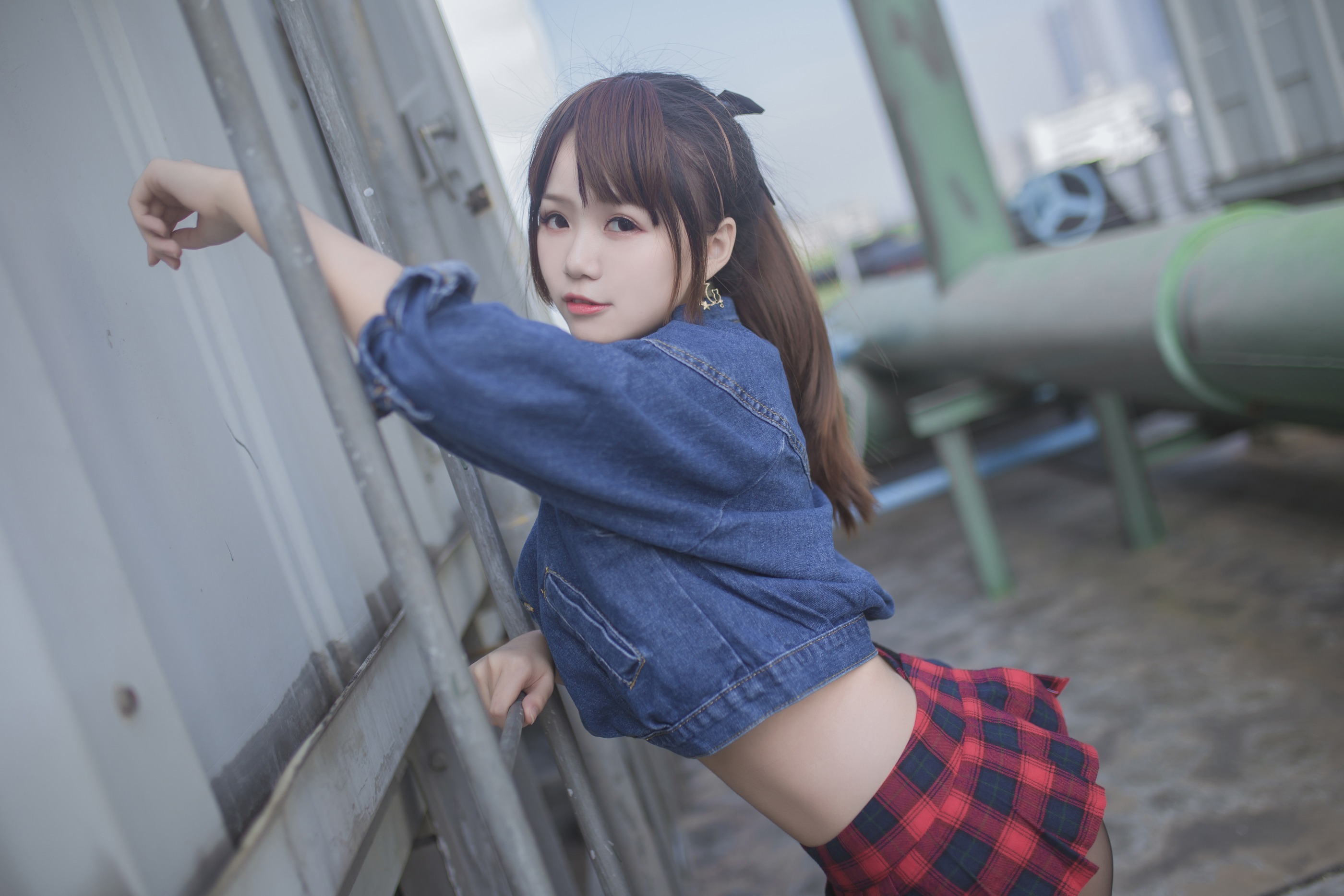 图片[1]-Yoko宅夏 – NO.004 红色格子 [32P]-XikXak